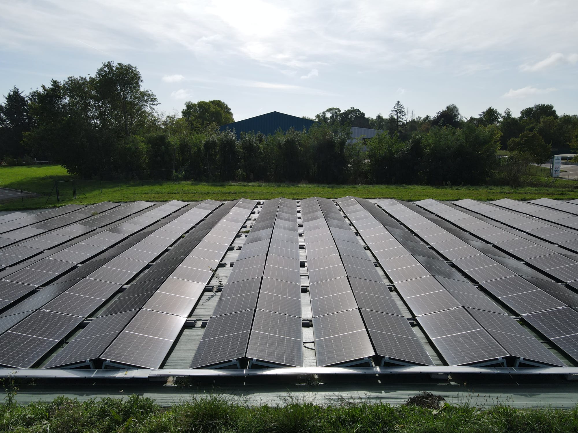 Installation photovoltaïque au sol tertiaire